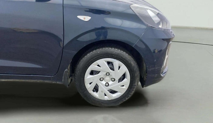 2024 Hyundai GRAND I10 NIOS MAGNA 1.2 KAPPA VTVT, Petrol, Manual, 8,806 km, Right Front Wheel