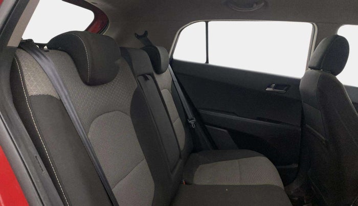 2016 Hyundai Creta SX PLUS 1.6 PETROL, Petrol, Manual, 38,626 km, Right Side Rear Door Cabin