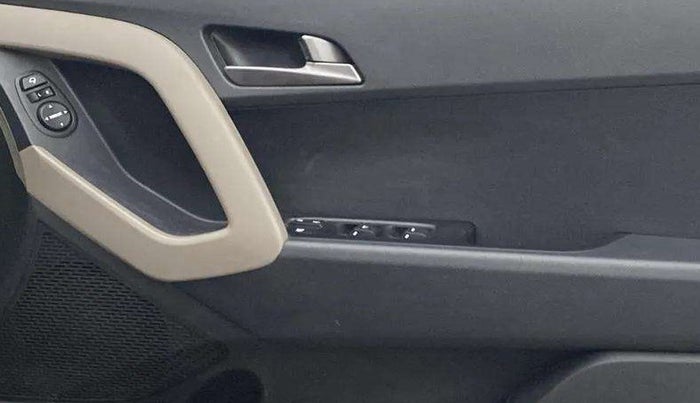 2016 Hyundai Creta SX PLUS 1.6 PETROL, Petrol, Manual, 38,626 km, Driver Side Door Panels Control