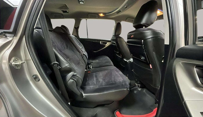 2017 Toyota Innova Crysta 2.4 VX 8 STR, Diesel, Manual, 77,820 km, Right Side Rear Door Cabin