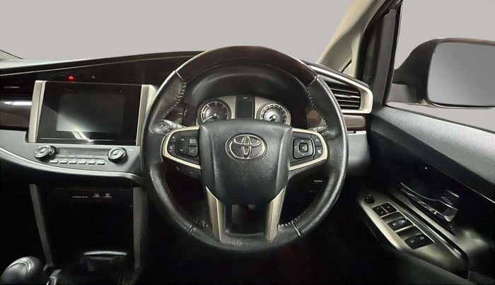 2017 Toyota Innova Crysta 2.4 VX 8 STR, Diesel, Manual, 77,820 km, Steering Wheel Close Up