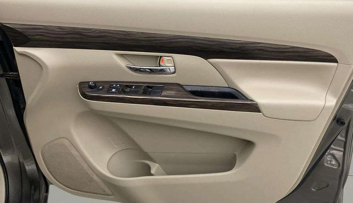 2021 Maruti Ertiga ZXI+ SHVS, Petrol, Manual, 26,921 km, Driver Side Door Panels Control