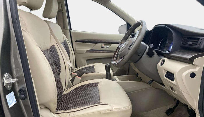 2021 Maruti Ertiga ZXI+ SHVS, Petrol, Manual, 26,921 km, Right Side Front Door Cabin