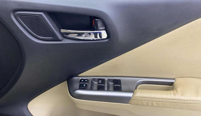 2015 Honda City 1.5L I-VTEC VX CVT, Petrol, Automatic, 1,01,436 km, Driver Side Door Panels Control