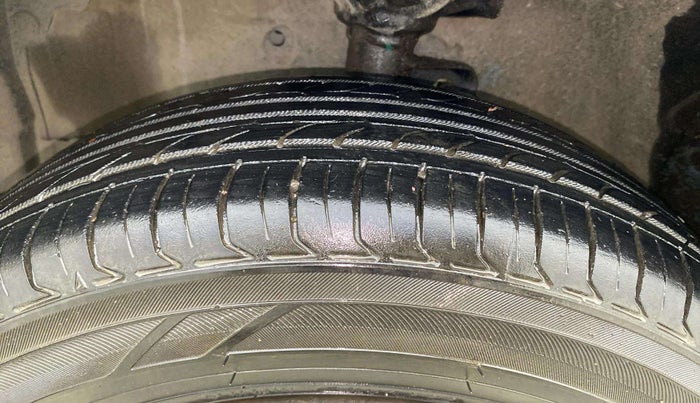 2015 Maruti Celerio VXI AMT, Petrol, Automatic, 78,373 km, Left Front Tyre Tread