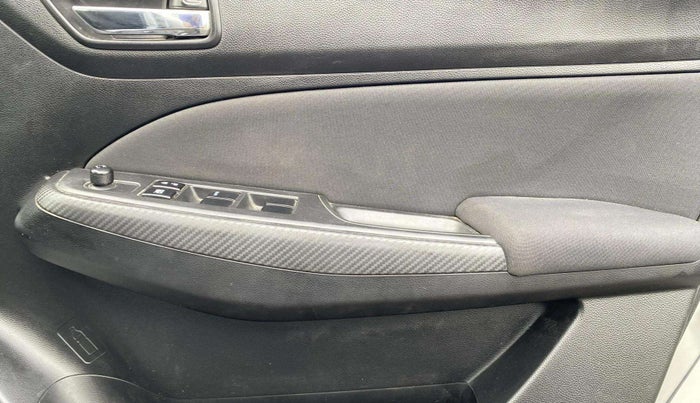 2024 Maruti Swift VXi, Petrol, Manual, 25,034 km, Driver Side Door Panels Control