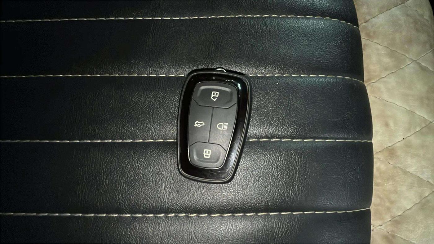 2021 Tata Harrier XZA PLUS 2.0L, Diesel, Automatic, 29,861 km, Key Close Up
