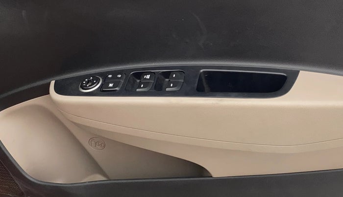 2019 Hyundai Grand i10 MAGNA 1.2 KAPPA VTVT, Petrol, Manual, 48,898 km, Driver Side Door Panels Control