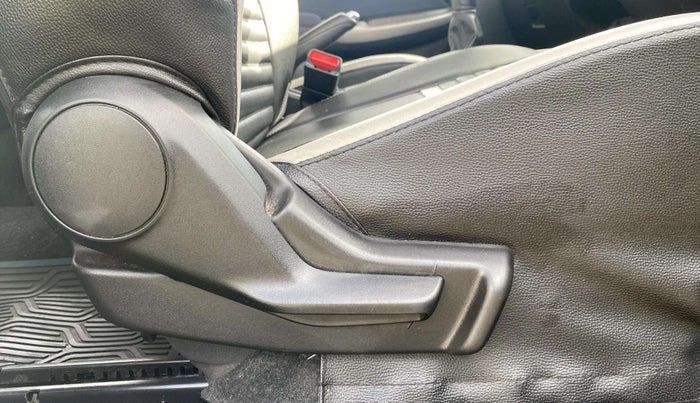 2020 Maruti Baleno DELTA PETROL 1.2, Petrol, Manual, 37,114 km, Driver Side Adjustment Panel