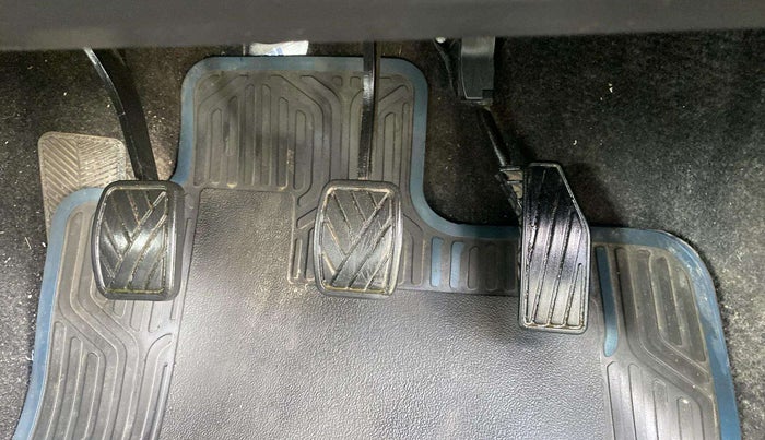 2020 Maruti Baleno DELTA PETROL 1.2, Petrol, Manual, 37,114 km, Pedals