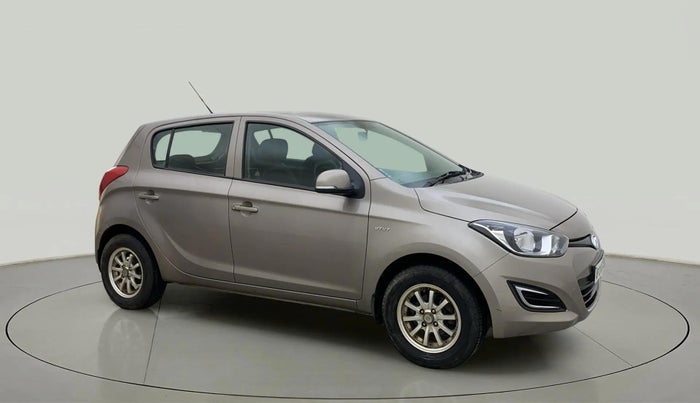 2013 Hyundai i20 MAGNA 1.2, Petrol, Manual, 75,844 km, Right Front Diagonal