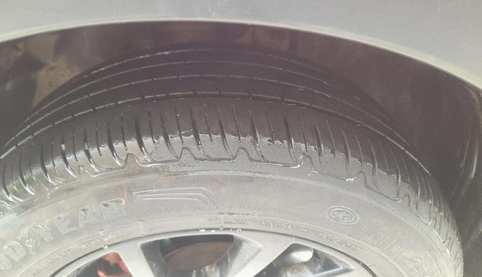 2019 Landrover DISCOVERY SPORT HSE, Diesel, Automatic, 49,324 km, Left Rear Tyre Tread