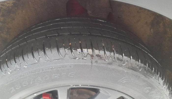2019 Landrover DISCOVERY SPORT HSE, Diesel, Automatic, 49,324 km, Left Front Tyre Tread