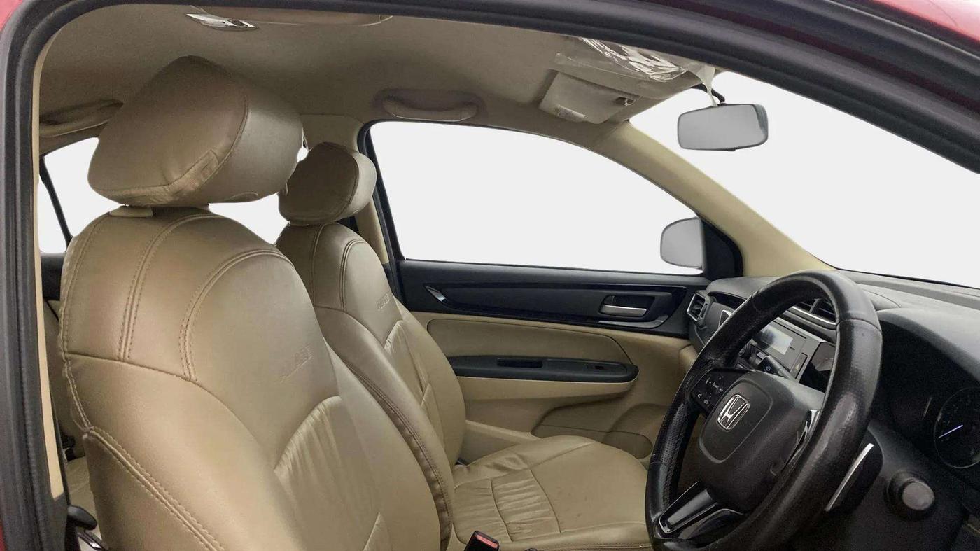 2020 Honda Amaze 1.2L I-VTEC V CVT, Petrol, Automatic, 57,802 km, Right Side Front Door Cabin