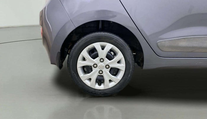 2016 Hyundai Grand i10 SPORTZ 1.2 KAPPA VTVT, Petrol, Manual, 62,191 km, Right Rear Wheel