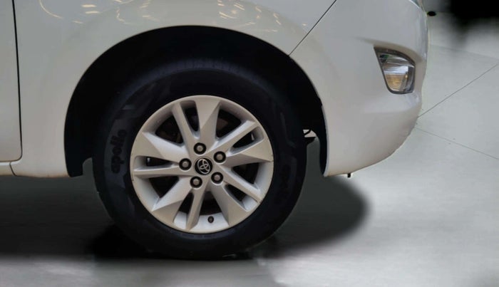 2017 Toyota Innova Crysta 2.8 ZX AT 7 STR, Diesel, Automatic, 86,953 km, Right Front Wheel