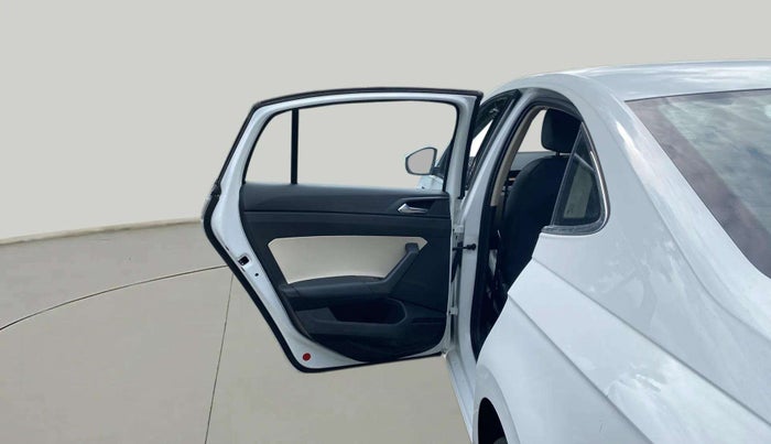 2022 Skoda SLAVIA STYLE 1.0L TSI MT, Petrol, Manual, 28,712 km, LHS Rear Door