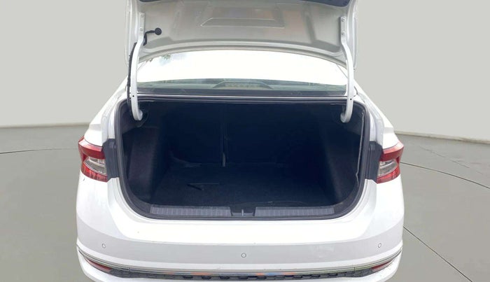 2022 Skoda SLAVIA STYLE 1.0L TSI MT, Petrol, Manual, 28,712 km, Boot Open Zoomed View