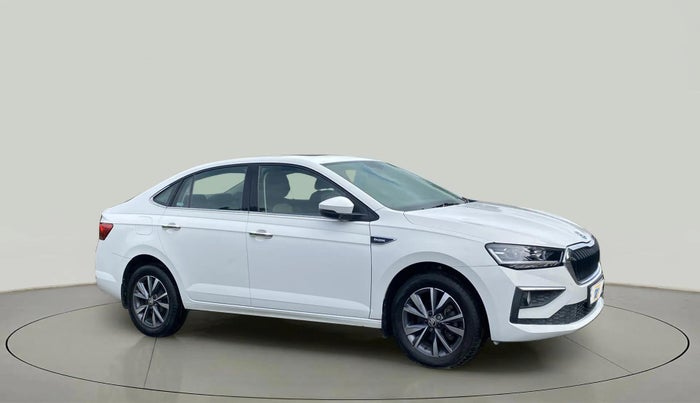2022 Skoda SLAVIA STYLE 1.0L TSI MT, Petrol, Manual, 28,712 km, Right Front Diagonal