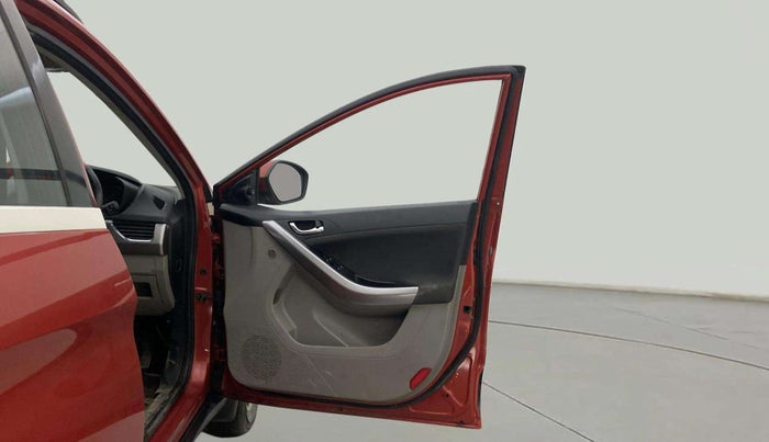 2018 Tata NEXON XZA PLUS DIESEL, Diesel, Automatic, 57,688 km, RHS Front Door