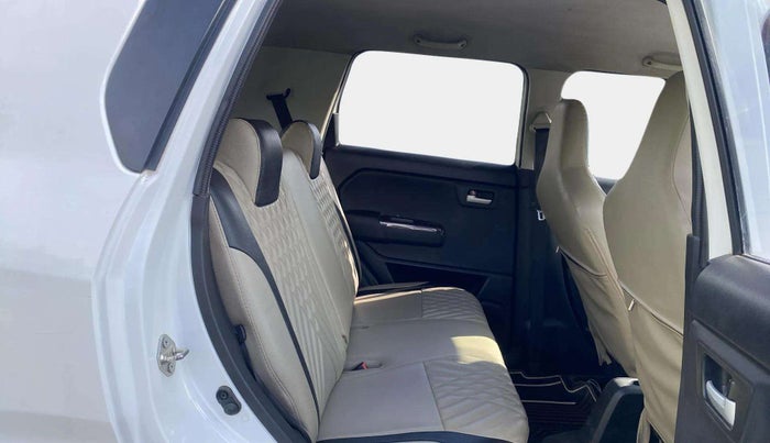 2020 Maruti New Wagon-R ZXI 1.2, Petrol, Manual, 74,470 km, Right Side Rear Door Cabin