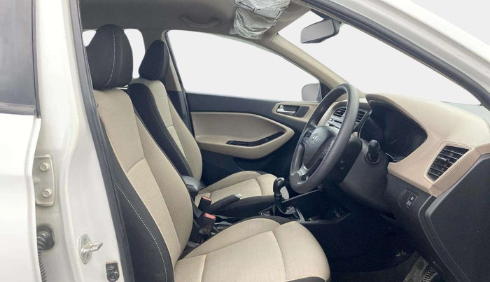 2015 Hyundai Elite i20 SPORTZ 1.2, Petrol, Manual, 69,042 km, Right Side Front Door Cabin