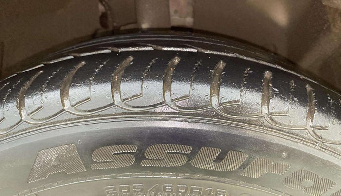 2016 Ford Ecosport TITANIUM 1.5L PETROL AT, Petrol, Automatic, 50,186 km, Right Front Tyre Tread
