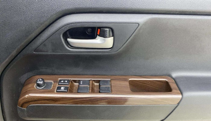 2020 Maruti New Wagon-R VXI (O) 1.0 AMT , Petrol, Automatic, 22,475 km, Driver Side Door Panels Control