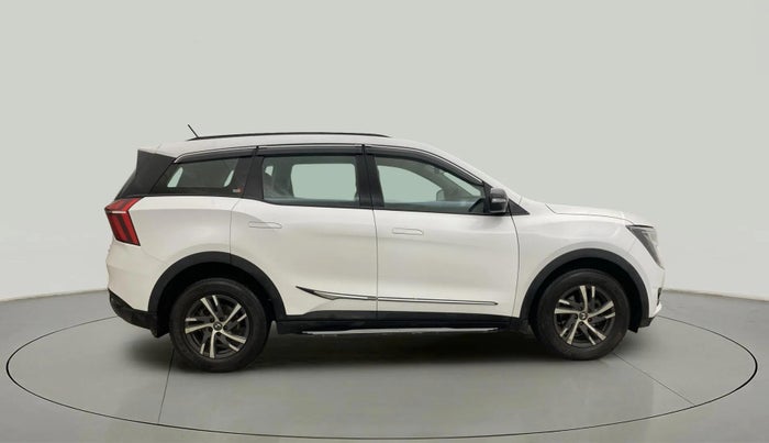 2022 Mahindra XUV700 MX D MT 5 STR, Diesel, Manual, 77,160 km, Right Side View