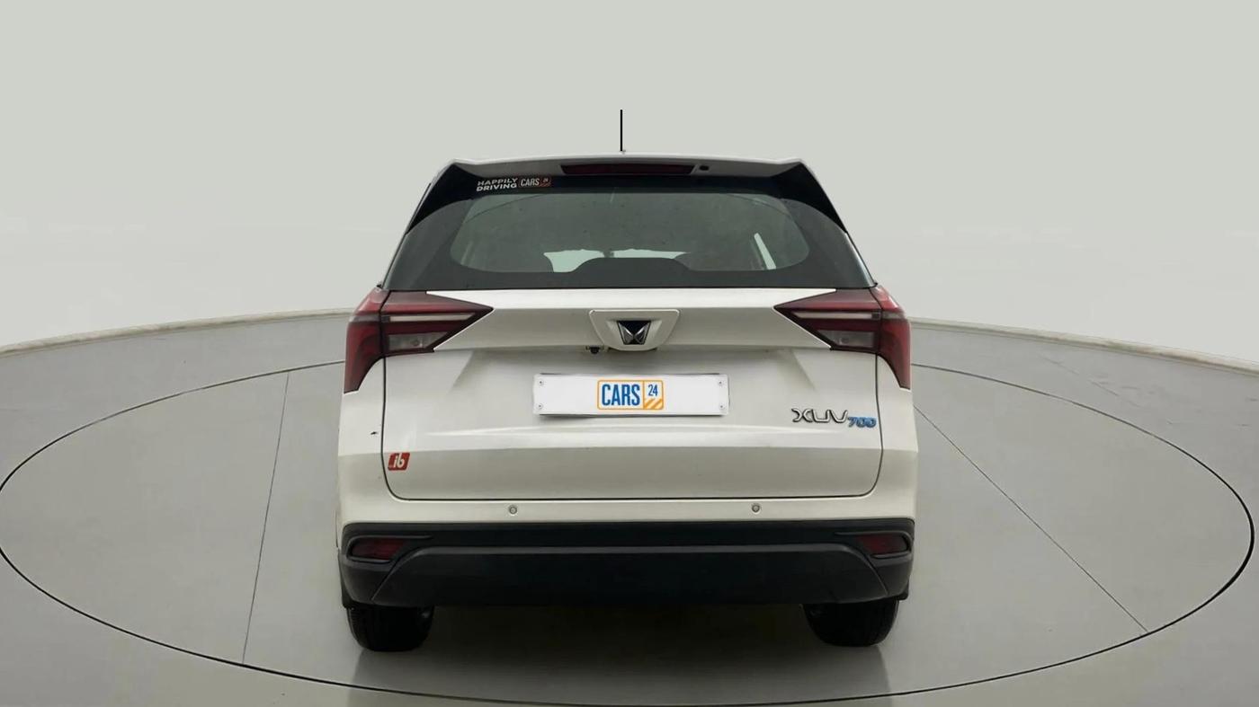 2022 Mahindra XUV700 MX D MT 5 STR, Diesel, Manual, 77,160 km, Back/Rear