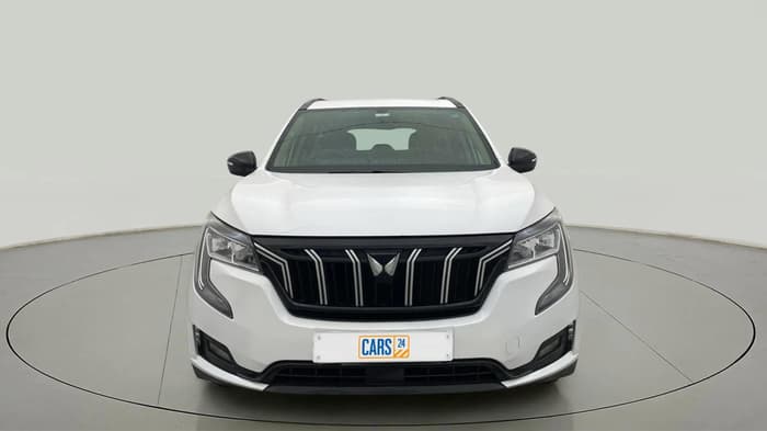 2022 Mahindra XUV700 MX D MT 5 STR, Diesel, Manual, 77,160 km, Front