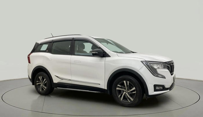 2022 Mahindra XUV700 MX D MT 5 STR, Diesel, Manual, 77,160 km, Right Front Diagonal