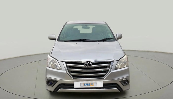 2015 Toyota Innova 2.5 GX 7 STR, Diesel, Manual, 1,40,369 km, Front
