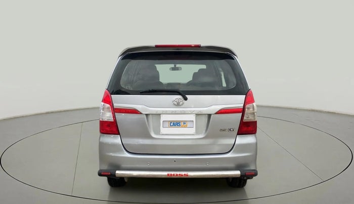 2015 Toyota Innova 2.5 GX 7 STR, Diesel, Manual, 1,40,369 km, Back/Rear