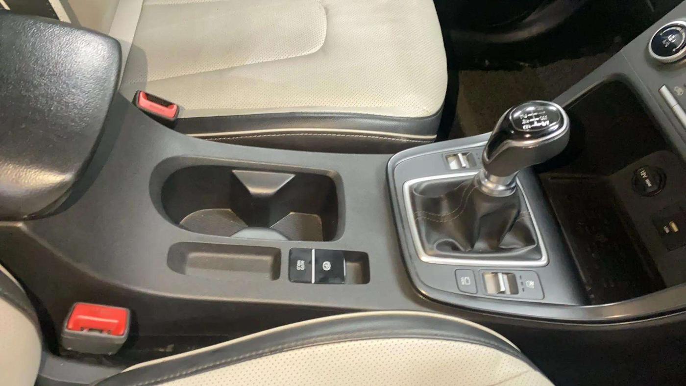 2020 Hyundai Creta 1.5 SX (O), Diesel, Manual, 75,593 km, Gear Lever