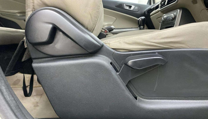 2020 Ford Ecosport TITANIUM 1.5L DIESEL, Diesel, Manual, 1,06,568 km, Driver Side Adjustment Panel