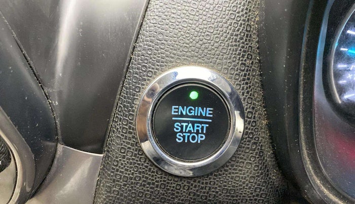 2020 Ford Ecosport TITANIUM 1.5L DIESEL, Diesel, Manual, 1,06,568 km, Keyless Start/ Stop Button