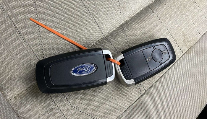 2020 Ford Ecosport TITANIUM 1.5L DIESEL, Diesel, Manual, 1,06,568 km, Key Close Up