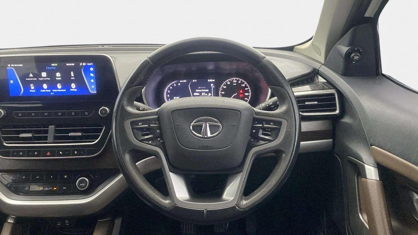 2022 Tata Harrier XZ PLUS 2.0L, Diesel, Manual, 87,490 km, Steering Wheel Close Up