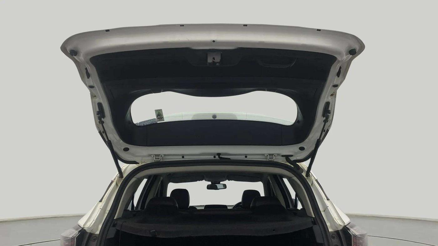 2022 Tata Harrier XZ PLUS 2.0L, Diesel, Manual, 87,490 km, Boot Door Open