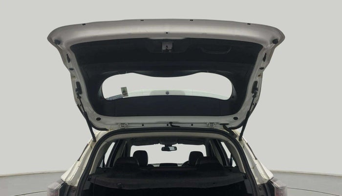 2022 Tata Harrier XZ PLUS 2.0L, Diesel, Manual, 87,305 km, Boot Door Open
