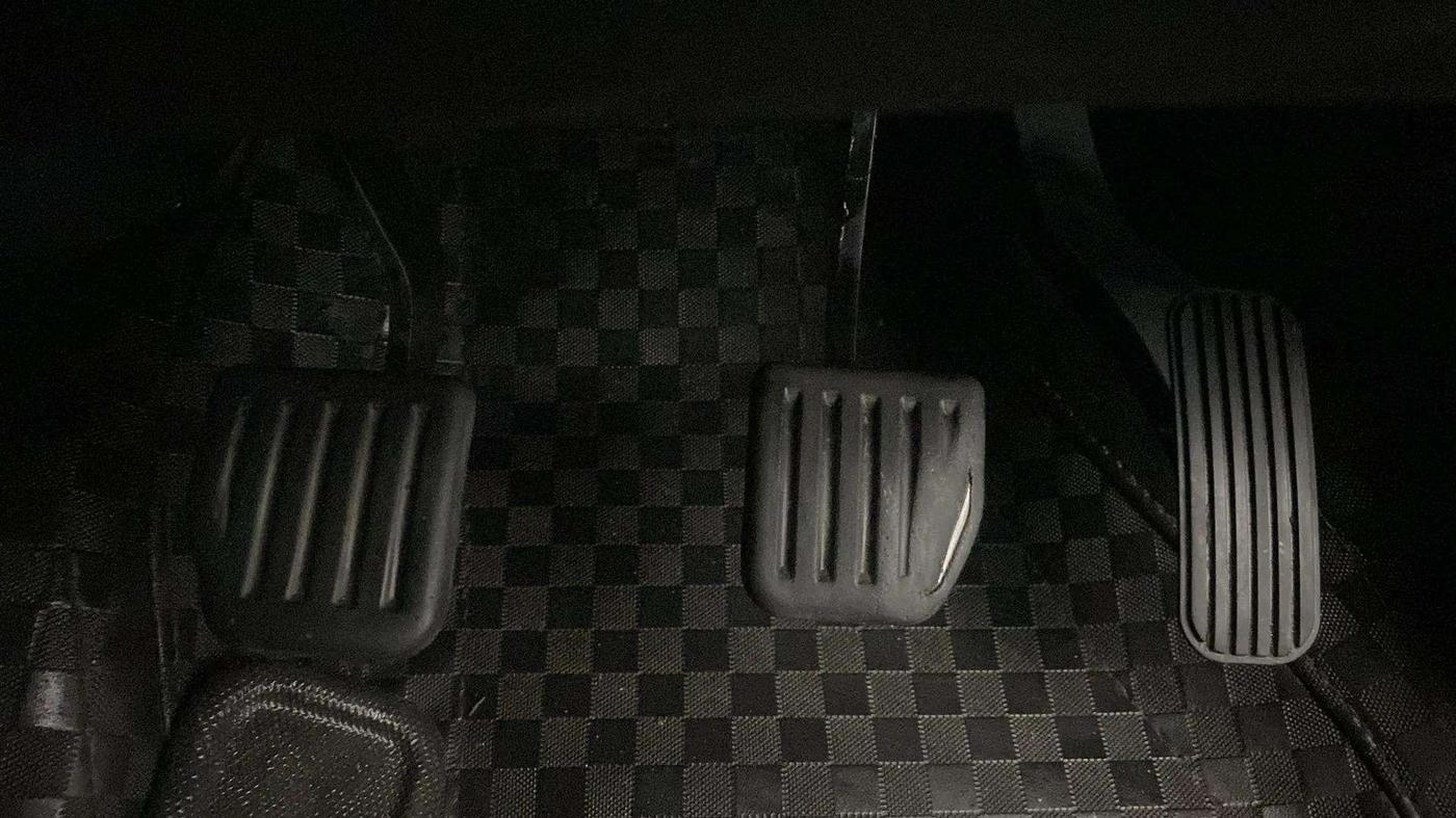 2022 Tata Harrier XZ PLUS 2.0L, Diesel, Manual, 87,490 km, Pedals