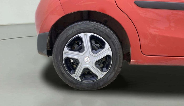 2019 Maruti Celerio VXI AMT, CNG, Automatic, 26,984 km, Right Rear Wheel