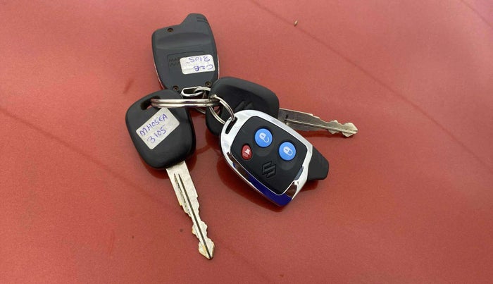2019 Maruti Celerio VXI AMT, CNG, Automatic, 26,984 km, Key Close Up