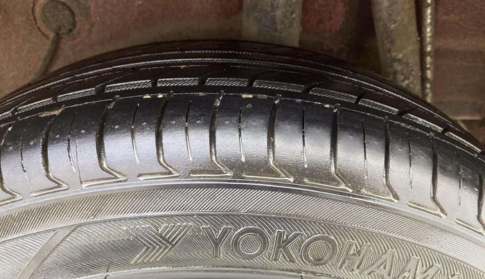 2019 Maruti Celerio VXI AMT, CNG, Automatic, 26,984 km, Left Rear Tyre Tread