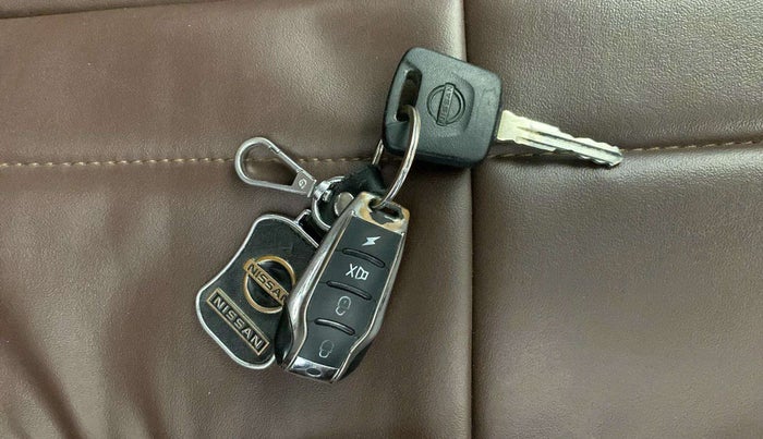 2024 Nissan MAGNITE XL AMT EZ Shift, Petrol, Automatic, 10,039 km, Key Close Up