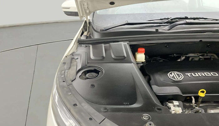 2021 MG HECTOR PLUS SELECT 2.0 DIESEL TURBO MT 7-STR, Diesel, Manual, 24,810 km, Engine View - Right
