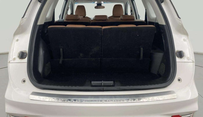 2021 MG HECTOR PLUS SELECT 2.0 DIESEL TURBO MT 7-STR, Diesel, Manual, 24,810 km, Boot Inside