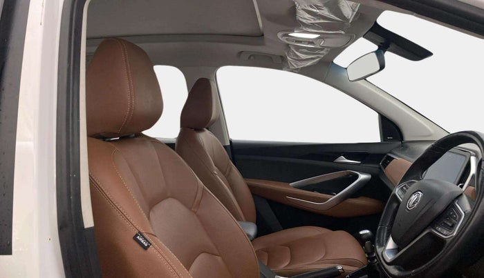 2021 MG HECTOR PLUS SELECT 2.0 DIESEL TURBO MT 7-STR, Diesel, Manual, 24,810 km, Right Side Front Door Cabin