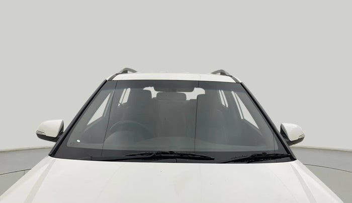 2016 Hyundai Creta SX PLUS 1.6 PETROL, CNG, Manual, 88,646 km, Front Windshield